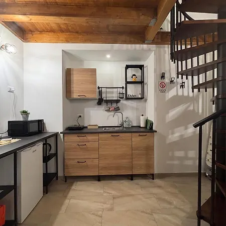 Sicily Loft Living 3 *